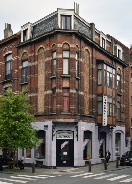 Rue Victor Lefèvre 61 et rue de Linthout 88, Schaerbeek (© APEB, photo 2016).