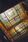 Ambiorixsquare 11, Brussel Uitbreiding Oost, centraal trappenhuis, koepel in glas-in-lood (© GOB-BSO, foto APEB 2003).